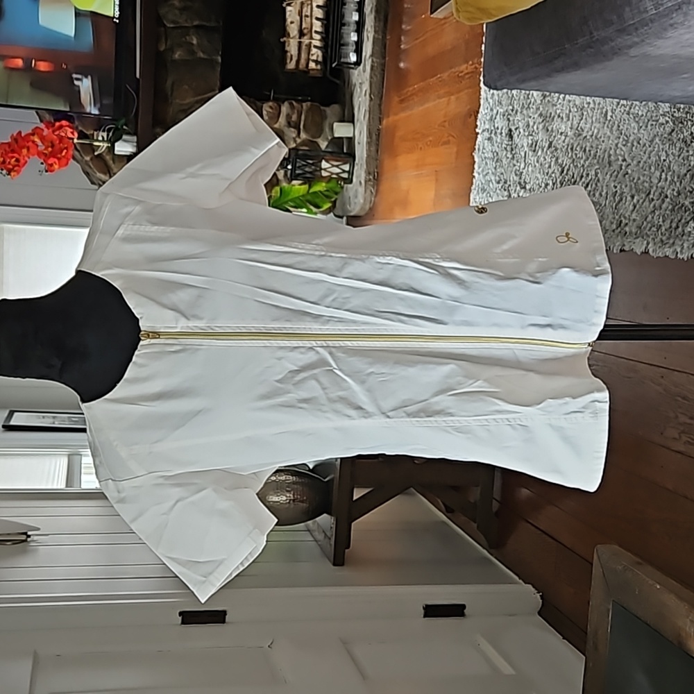 Jaanuu scrub top